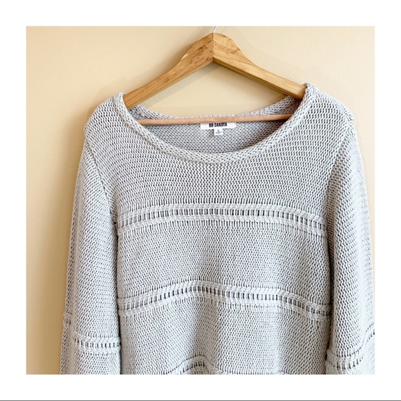 BB Dakota knit sweater fringe trim cozy REPOSTED - Picture 3 of 9